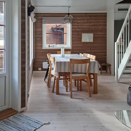 3 Bedroom Cozy In Vikeså