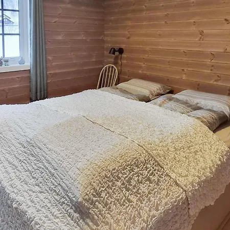 3 Bedroom Cozy In * Vikeså